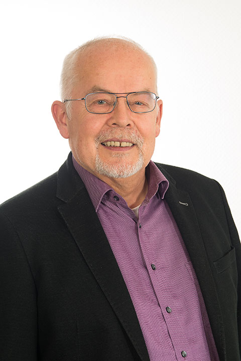  Dr. Marius Schünke